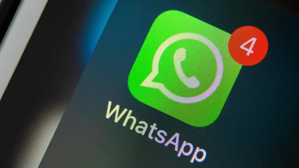How to add people to a WhatsApp group